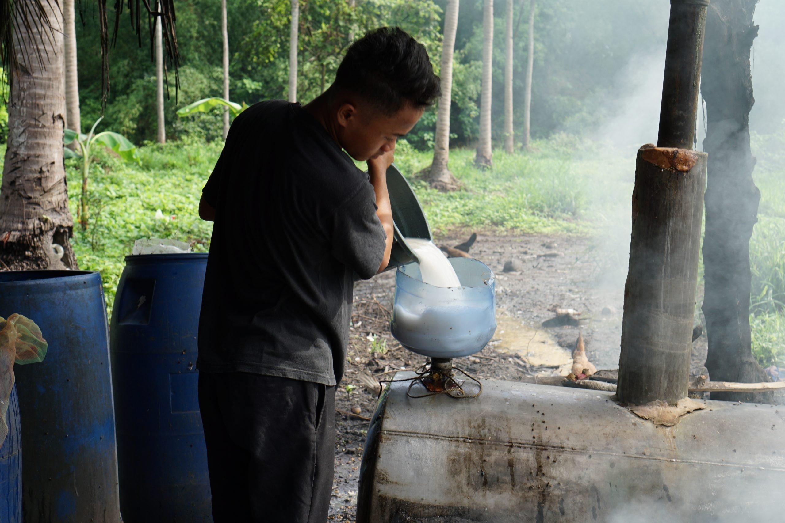 ココナッツからエチルアルコール。
