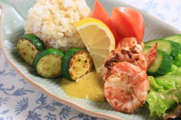 ガーリックシュリンプカレーソース ココナッツライス添えのレシピ | 【公式】ココナッツ専門店ココウェル