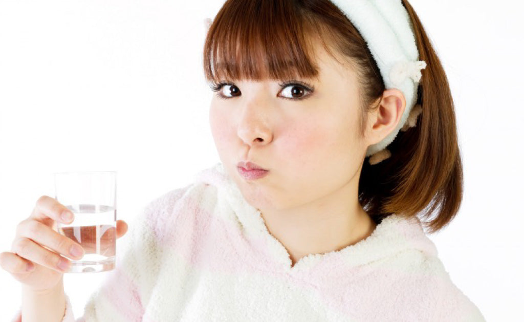 オイルプリングとは(ココナッツオイルで口をすすぐ健康法)