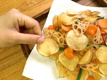 ココナッツオイルの野菜チップス