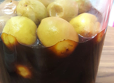 ココナッツシュガーで梅シロップ