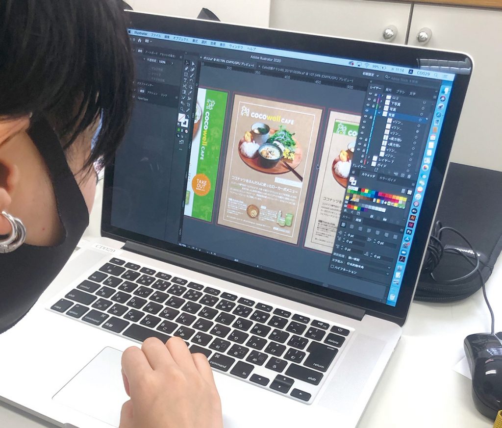 デザイン制作風景