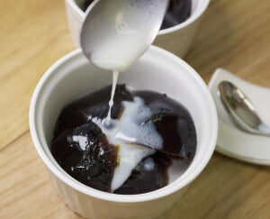 コーヒーゼリー ココ・クリームシロップ
