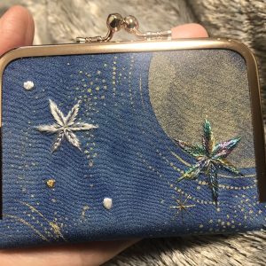 日本刺繍のカードケース