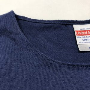 Tシャツ襟のカット後