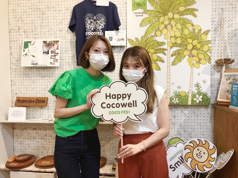 カフェでの招待企画の様子