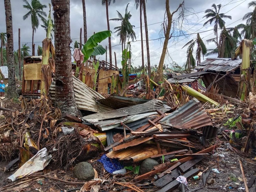 フィリピン台風22号の被災地の様子