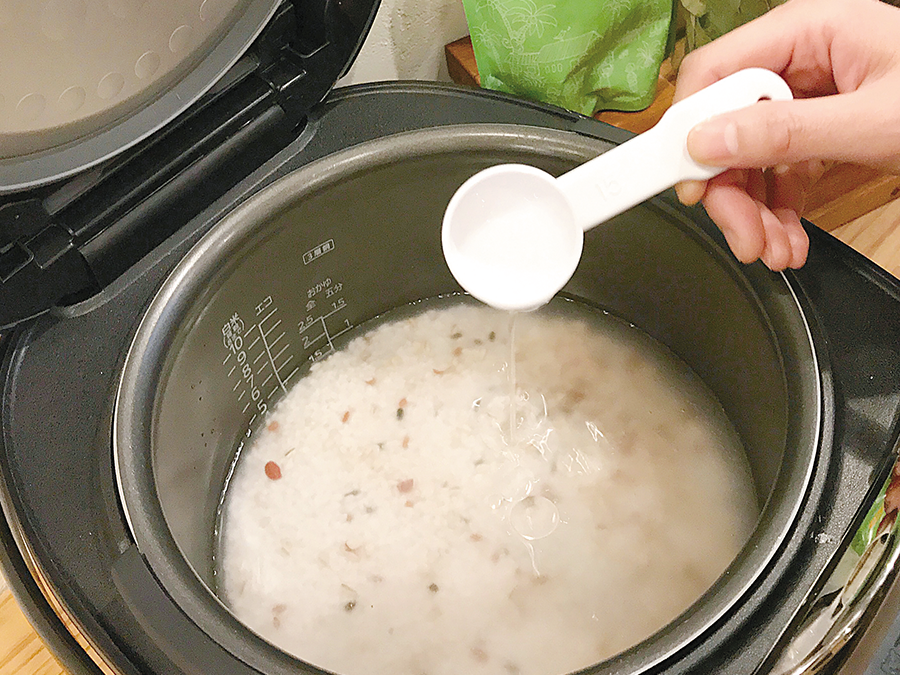 ご飯のカロリーが半分になる理由の解説図