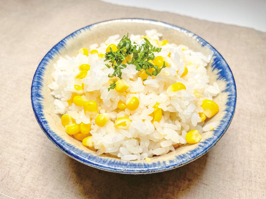 とうもろこし炊き込みご飯の写真