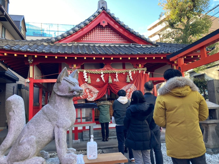 初詣の帰り道での様子