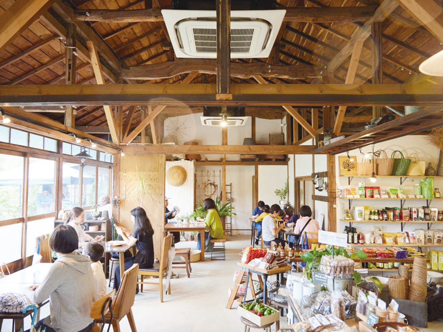 福島のヴィーガンレストラン Branch 店内
