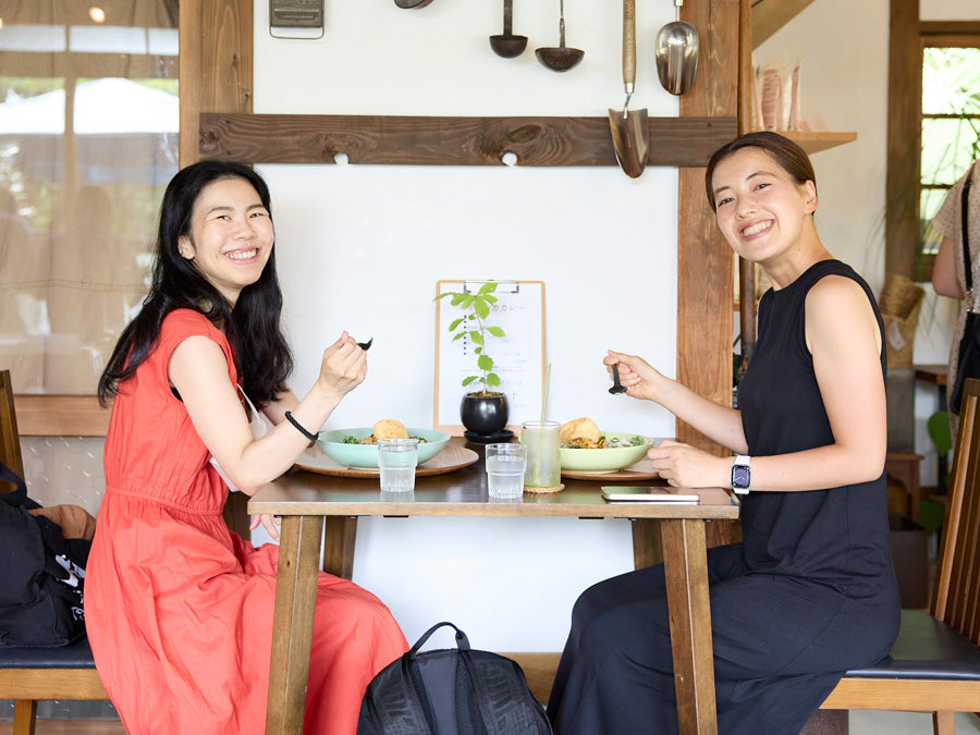 中東料理とスリランカの要素を取り入れた彩り豊かなプレート