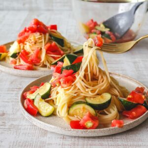 夏野菜とMCTオイルの冷製パスタ