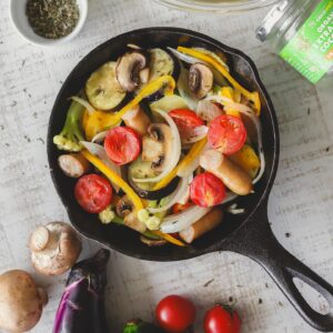 ココナッツオイルで作る夏野菜のぎゅうぎゅう焼き