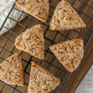 材料シンプルなのに絶品！ココナッツ香るほろほろスコーン