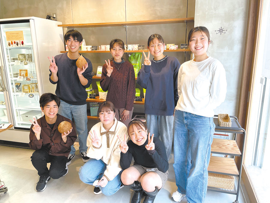 大学生によるチョコ作りイベント